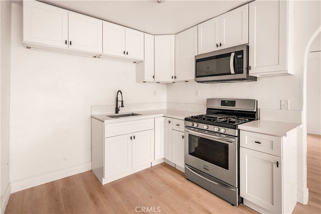 407 4th, Bakersfield, CA 93304