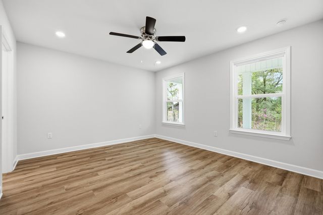 502 E North Avenue, Crestview, FL 32536