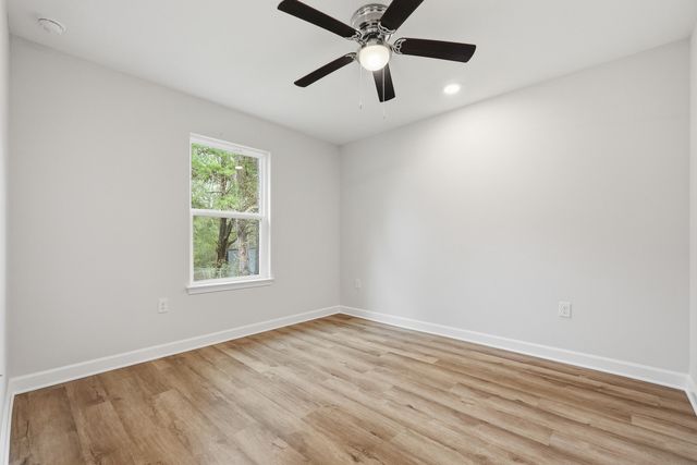 502 E North Avenue, Crestview, FL 32536