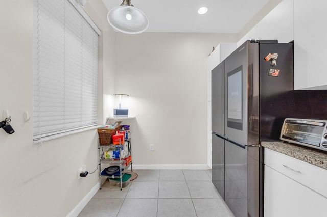 2955 NW 126th Avenue 212-5, Sunrise, FL 33323