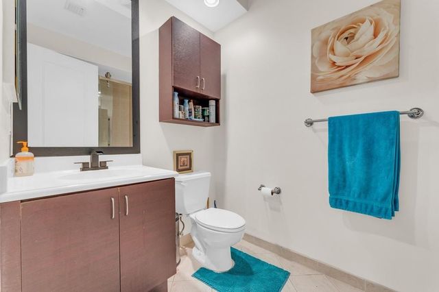 2955 NW 126th Avenue 212-5, Sunrise, FL 33323