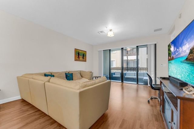 2955 NW 126th Avenue 212-5, Sunrise, FL 33323