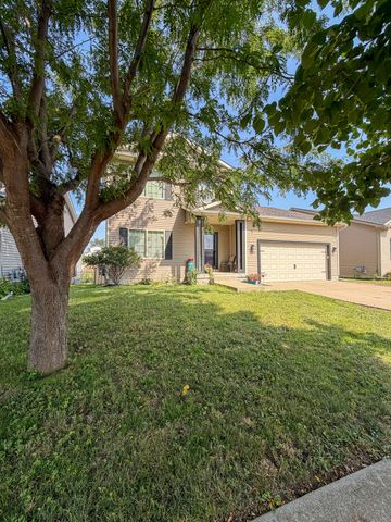 2416 River Meadows Drive, Des Moines, IA 50320
