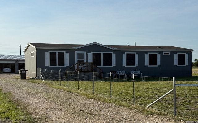 124 Galle Estates, Kingsbury, TX 78638