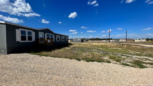 124 Galle Estates, Kingsbury, TX 78638