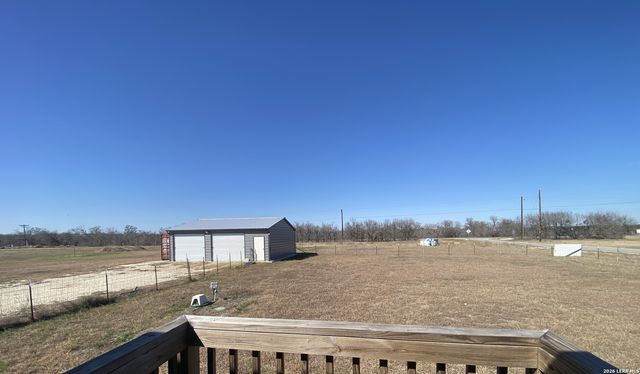 124 Galle Estates, Kingsbury, TX 78638