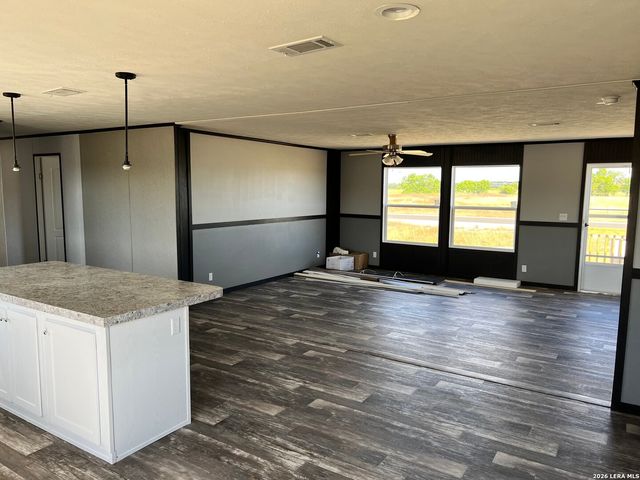 124 Galle Estates, Kingsbury, TX 78638