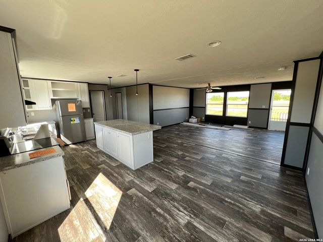 124 Galle Estates, Kingsbury, TX 78638