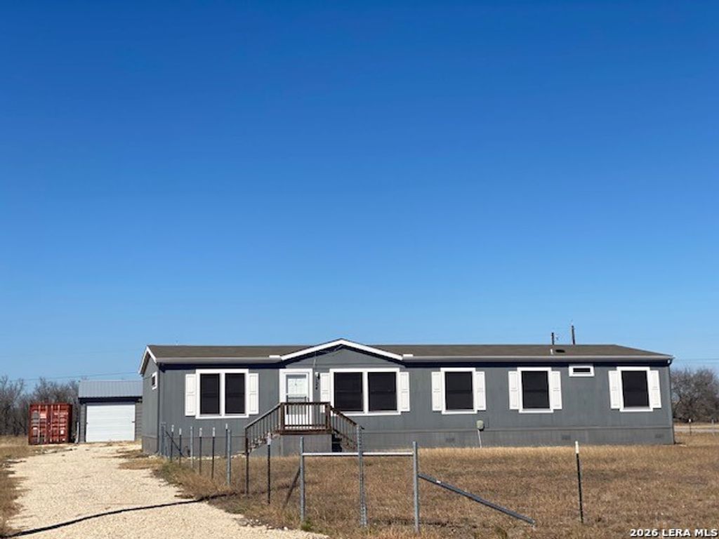 124 Galle Estates, Kingsbury, TX 78638