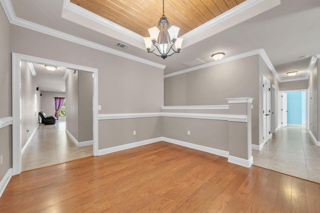 4801 Meadow Lake Drive, Crestview, FL 32539