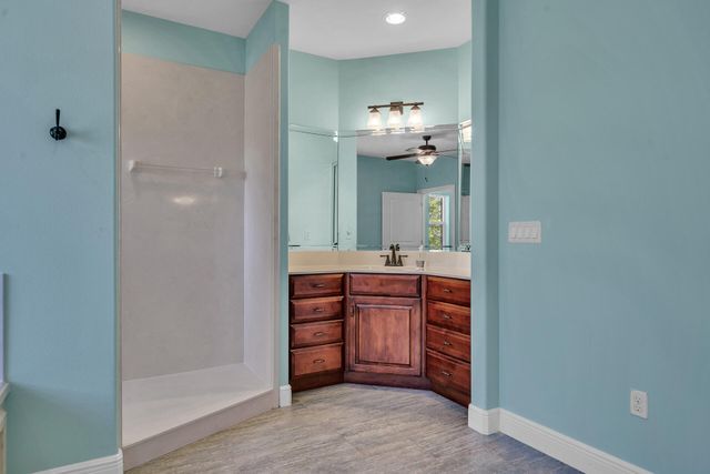 4801 Meadow Lake Drive, Crestview, FL 32539