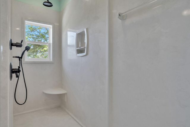 4801 Meadow Lake Drive, Crestview, FL 32539