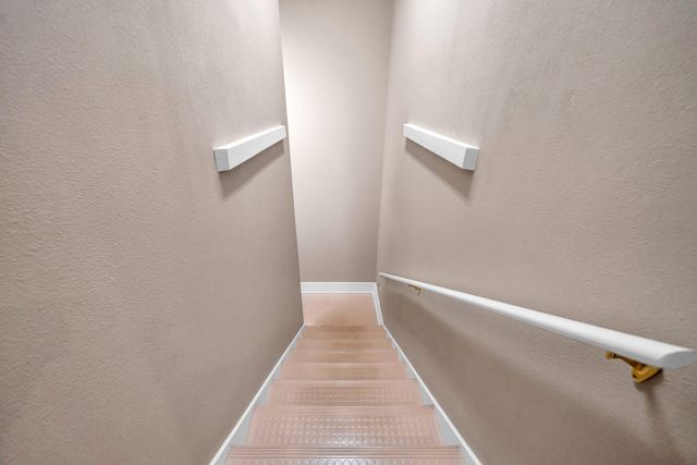 4801 Meadow Lake Drive, Crestview, FL 32539