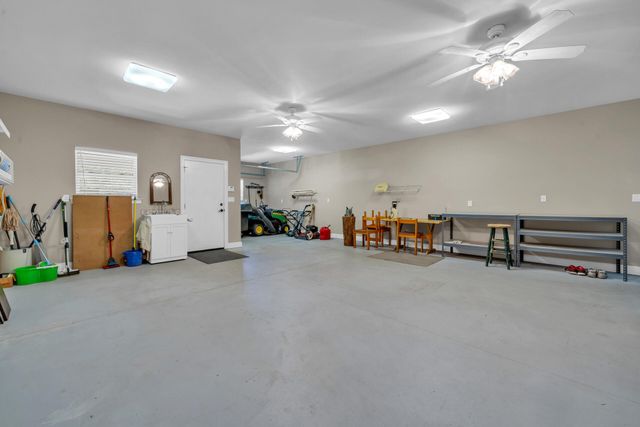 4801 Meadow Lake Drive, Crestview, FL 32539