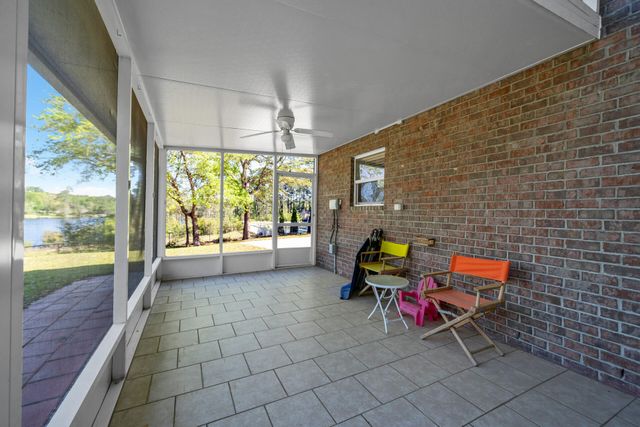 4801 Meadow Lake Drive, Crestview, FL 32539