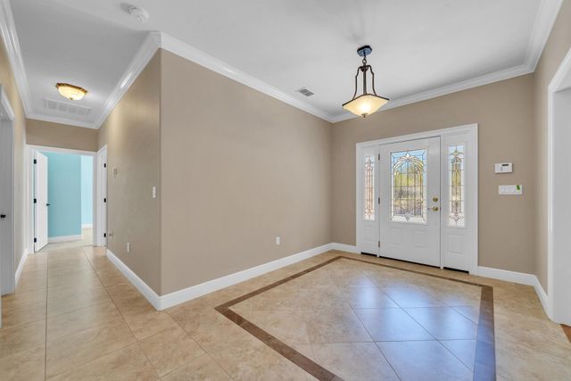 4801 Meadow Lake Drive, Crestview, FL 32539