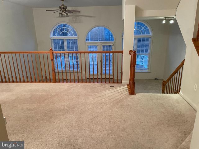 18405 SIERRA SQ, Leesburg, VA 20176