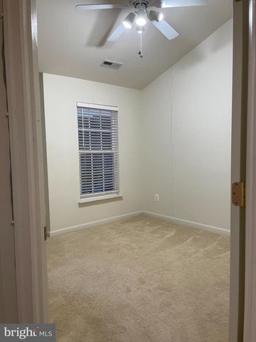 18405 SIERRA SQ, Leesburg, VA 20176