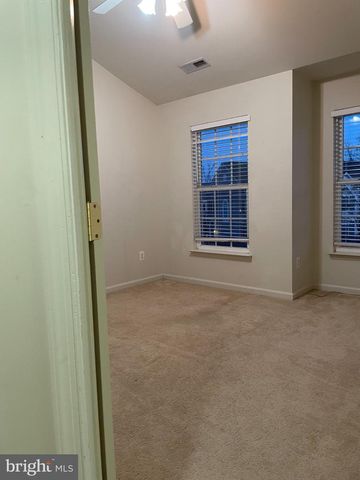 18405 SIERRA SQ, Leesburg, VA 20176