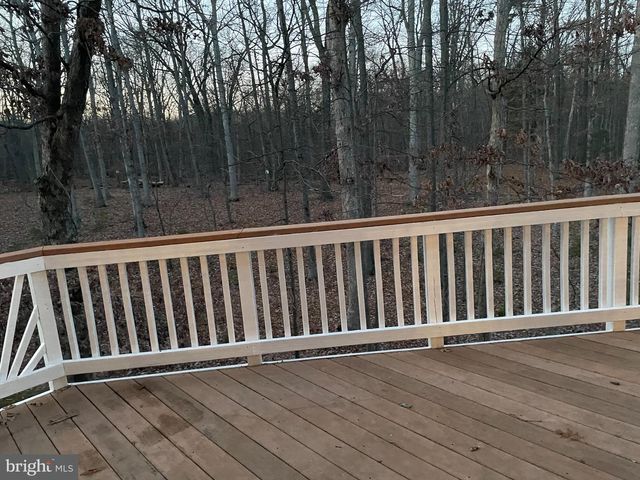 18405 SIERRA SQ, Leesburg, VA 20176