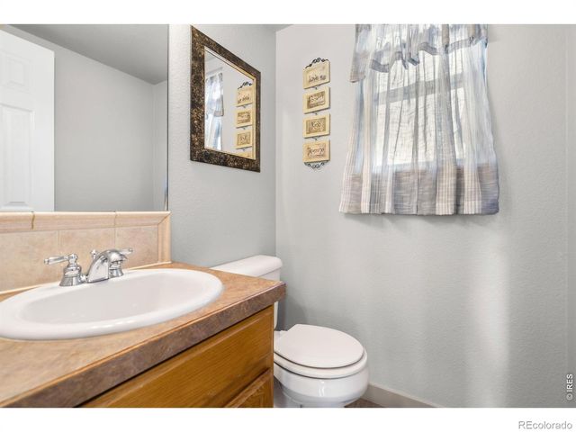 1737 69th Avenue, Greeley, CO 80634