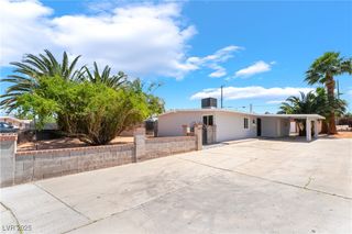 2749 Del Mar Place, Las Vegas, NV 89169