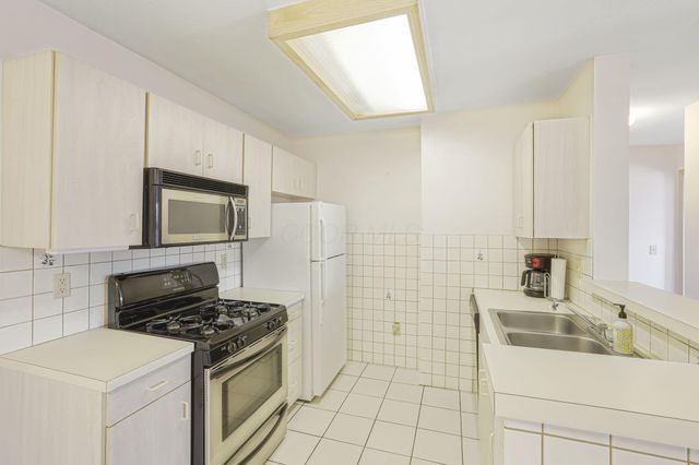 2651 Brittany Oaks Boulevard, Hilliard, OH 43026