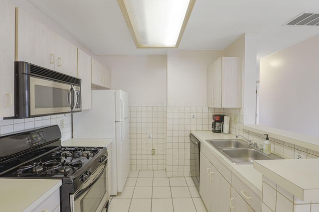 2651 Brittany Oaks Boulevard, Hilliard, OH 43026