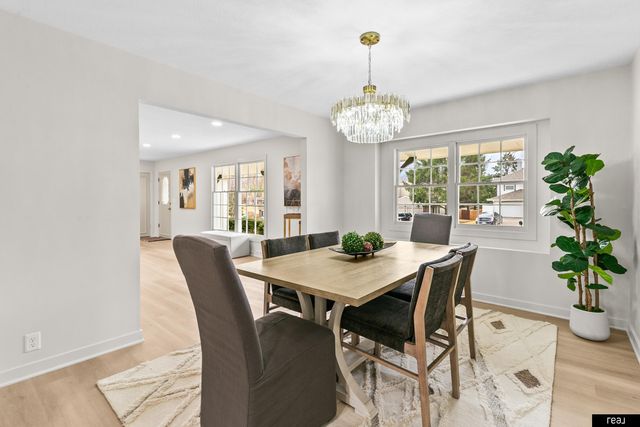 11918 Leavenworth Road, Omaha, NE 68154