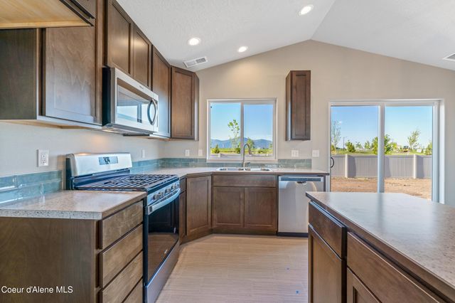 153 S TREELINE ST, Airway Heights, WA 99001