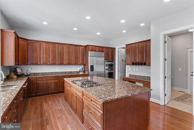 35443 GLENCOE CT, Round Hill, VA 20141