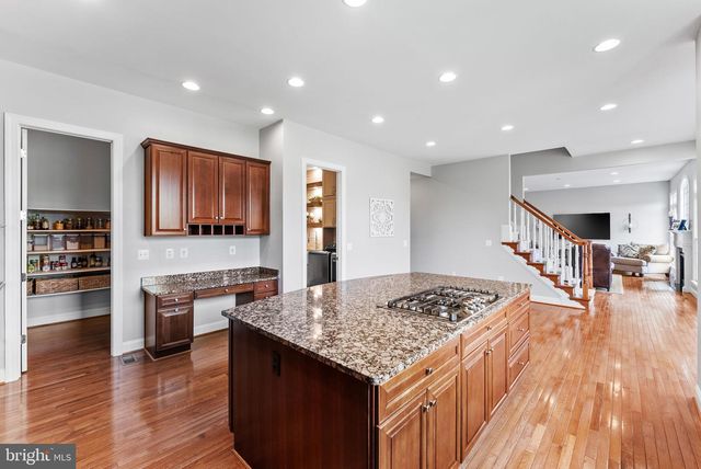 35443 GLENCOE CT, Round Hill, VA 20141
