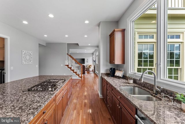 35443 GLENCOE CT, Round Hill, VA 20141