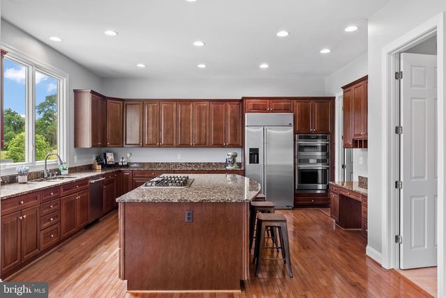 35443 GLENCOE CT, Round Hill, VA 20141