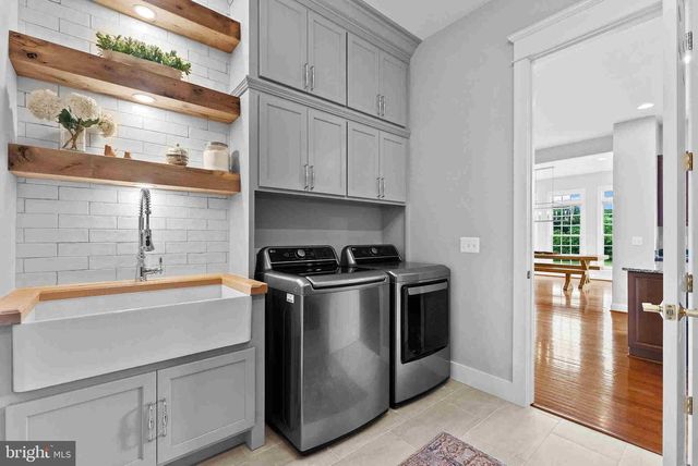 35443 GLENCOE CT, Round Hill, VA 20141