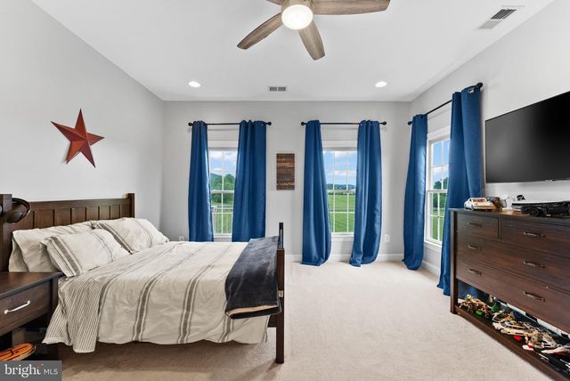 35443 GLENCOE CT, Round Hill, VA 20141