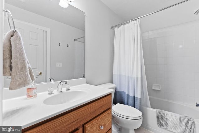35443 GLENCOE CT, Round Hill, VA 20141