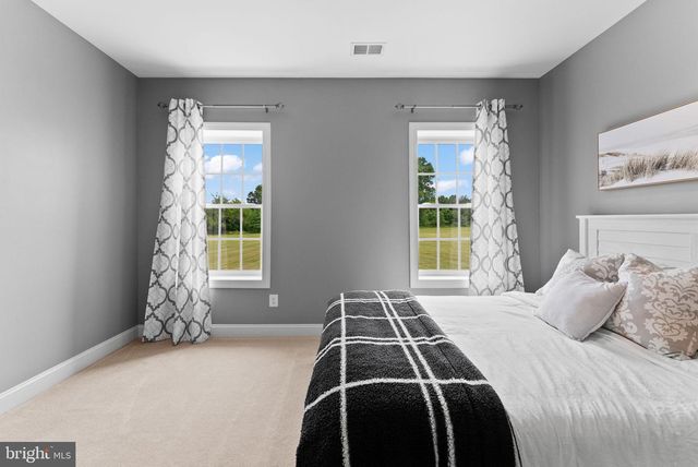 35443 GLENCOE CT, Round Hill, VA 20141