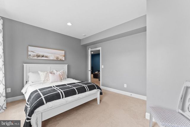 35443 GLENCOE CT, Round Hill, VA 20141