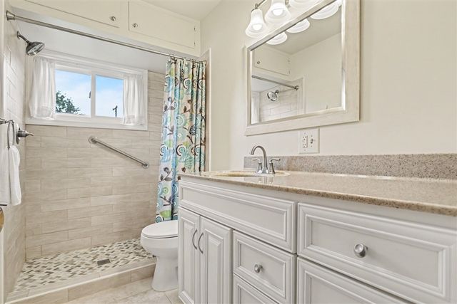336 Lakeshore Drive, Battle Creek, MI 49015