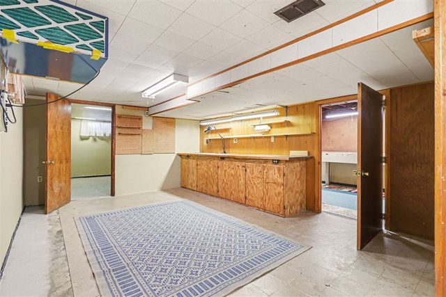 336 Lakeshore Drive, Battle Creek, MI 49015