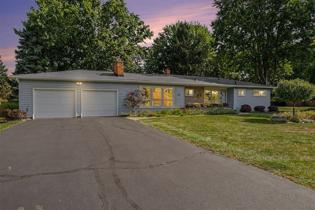 336 Lakeshore Drive, Battle Creek, MI 49015