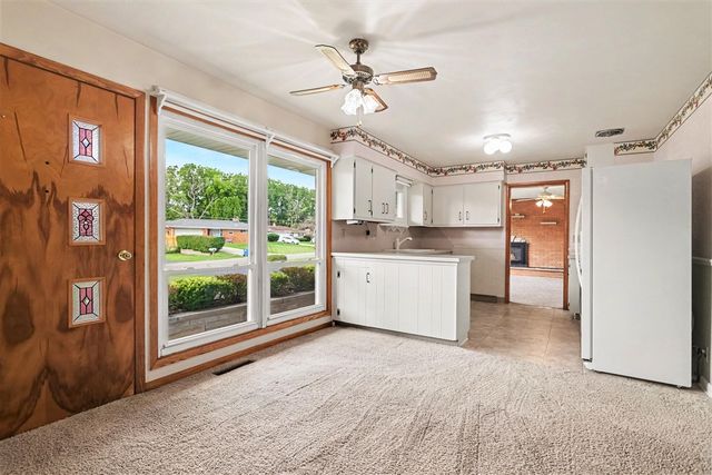 336 Lakeshore Drive, Battle Creek, MI 49015