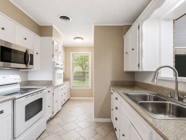 233 Randell Terrace Drive, Denison, TX 75020