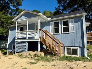 1902 W 5th Avenue, Gastonia, NC 28052