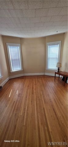 2474 Pierce Avenue, Niagara Falls, NY 14301