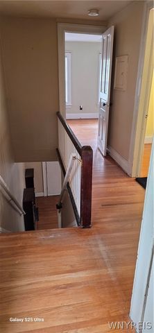 2474 Pierce Avenue, Niagara Falls, NY 14301