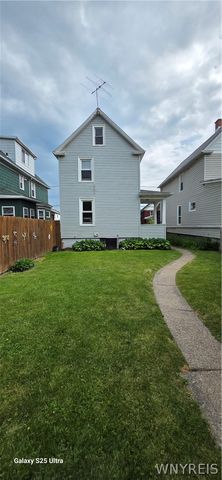 2474 Pierce Avenue, Niagara Falls, NY 14301