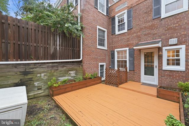 4616 31ST RD S, Arlington, VA 22206