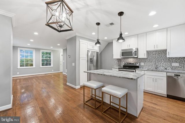 4616 31ST RD S, Arlington, VA 22206